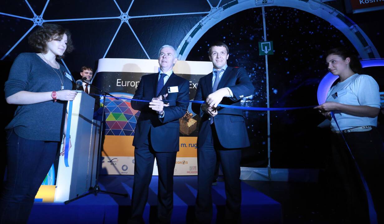 Vilniuje duris atvėrė nemokama kosmoso paroda "European Space Expo"