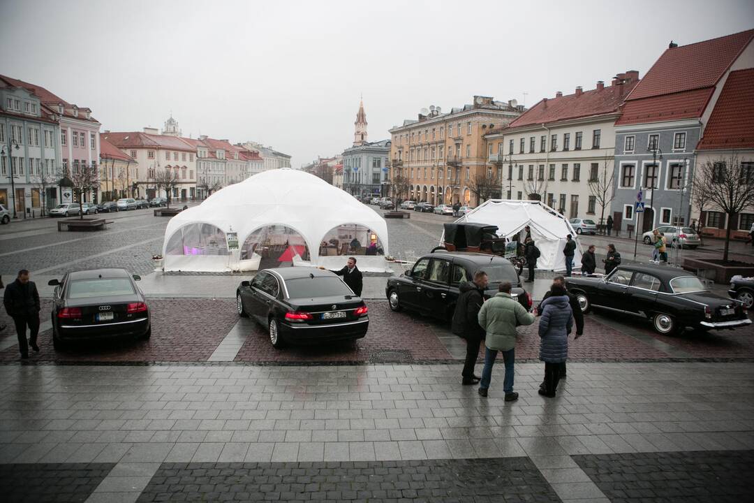 Vilniaus rotušėje – vestuvių paroda „Išteku.lt“