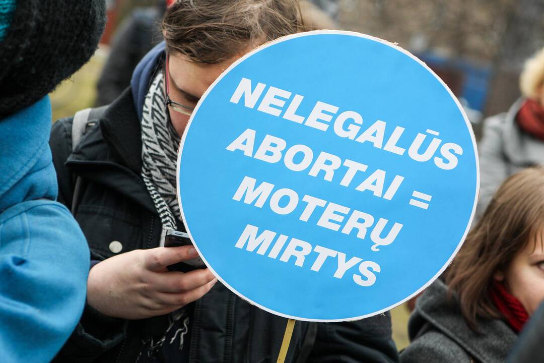 Mitingas prieš abortų draudimą