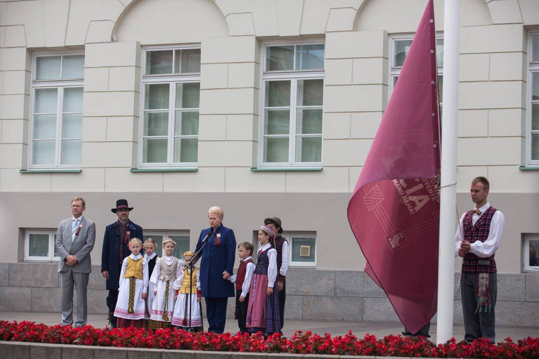 D. Grybauskaitė paskelbė Dainų šventės pradžią