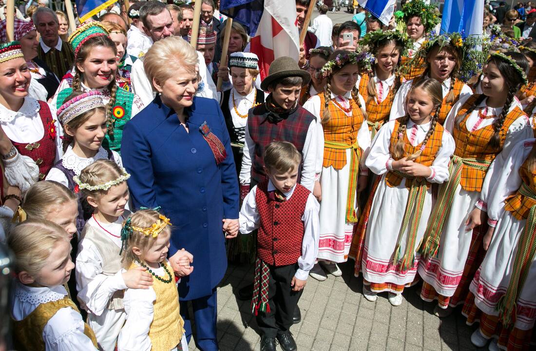 D. Grybauskaitė paskelbė Dainų šventės pradžią