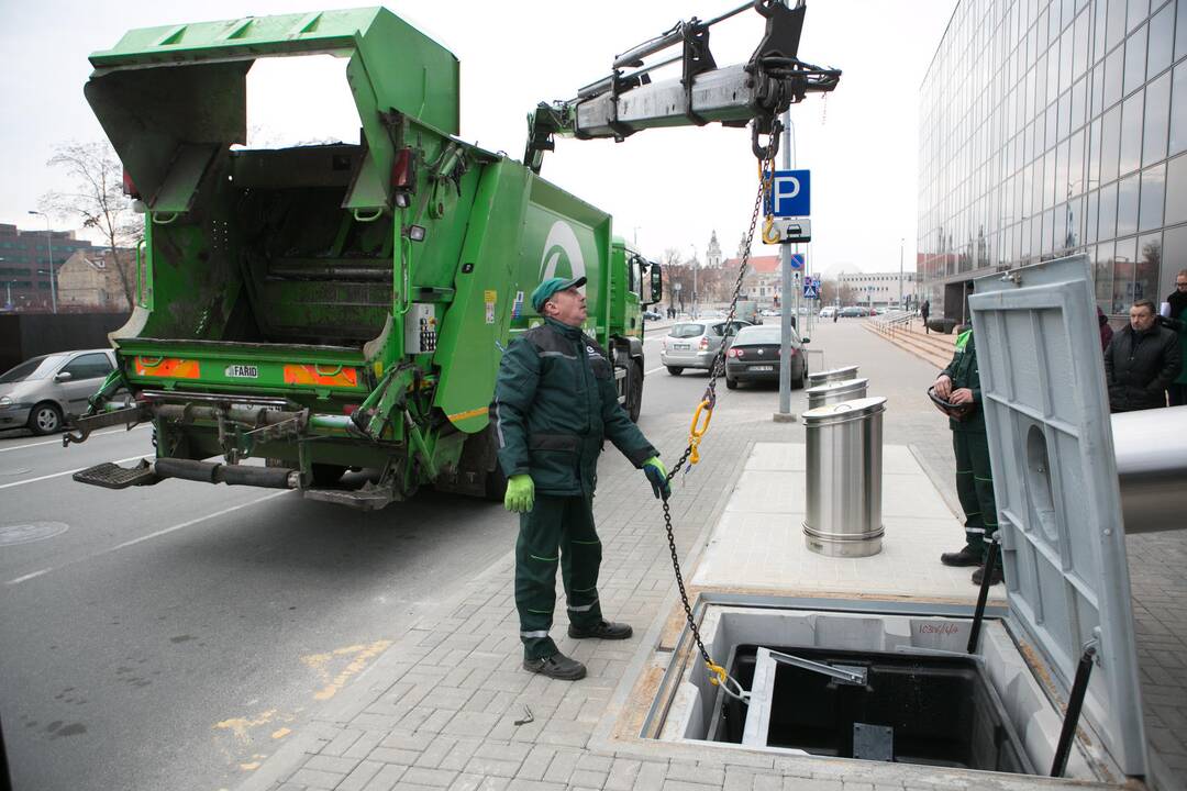 Vilniuje – moderni požeminių konteinerių sistema 