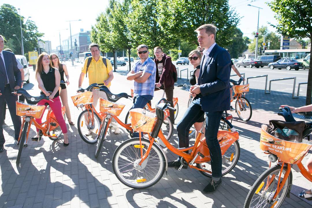 Vilniaus meras skaičiavo kliūtis dviračių takuose