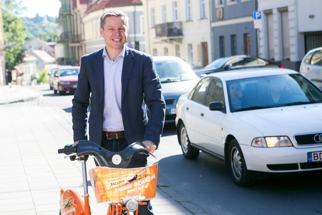 Vilniaus meras skaičiavo kliūtis dviračių takuose