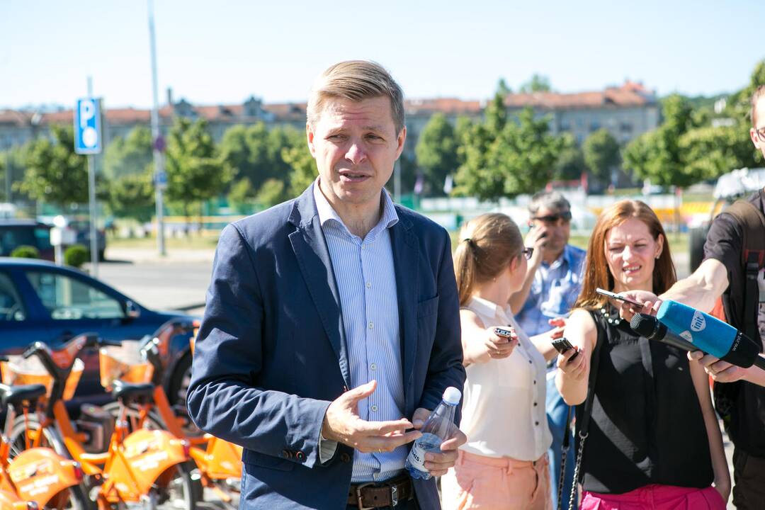 Vilniaus meras skaičiavo kliūtis dviračių takuose