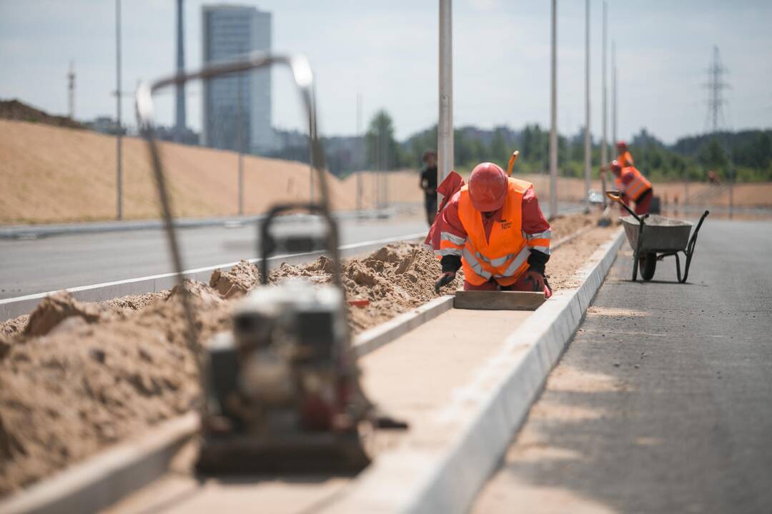 Vakarinio aplinkkelio darbai juda į priekį