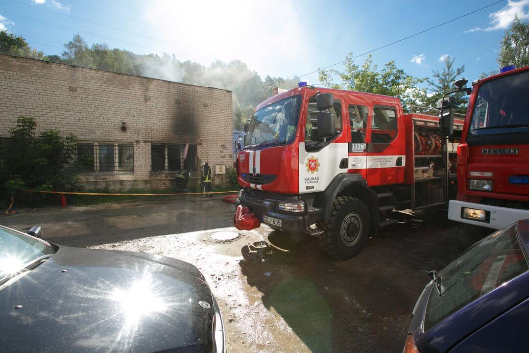 Gaisras Jonavos gatvėje