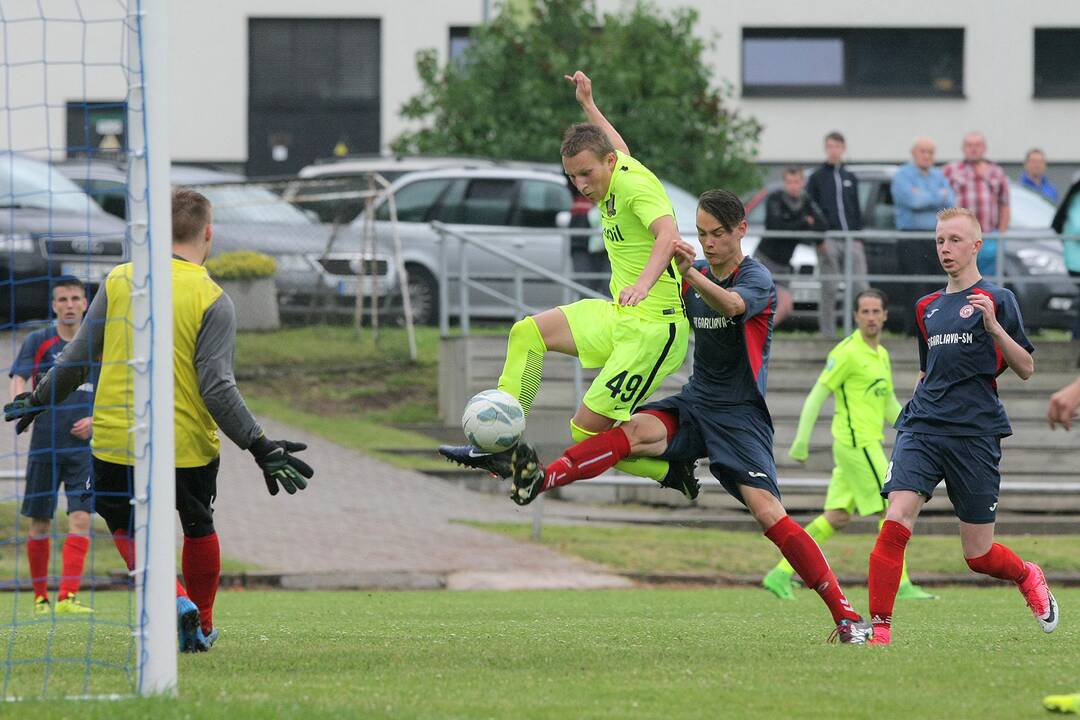 LFF taurė: „Garliava“ – „Trakai“ 0:8