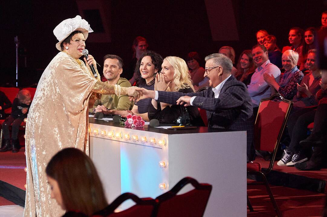 Marius Jampolskis įsikūnijo į Birutę Dambrauskaitę