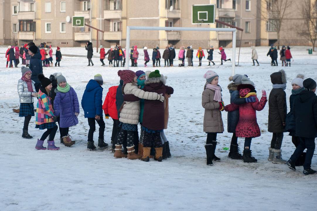 Gimnazistų sveikinimai Lietuvai