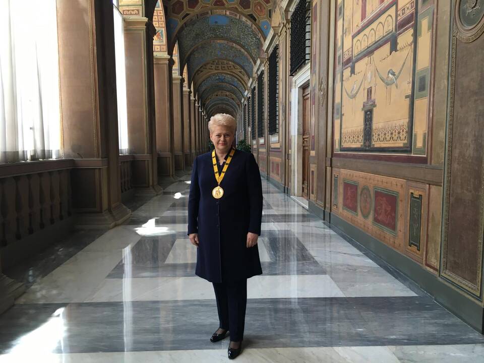 D. Grybauskaitė dalyvavo popiežiaus apdovanojimo ceremonijoje