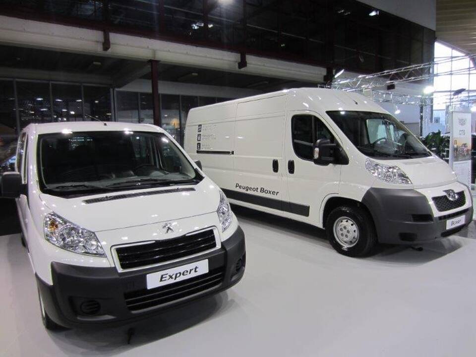 „Peugeot“ stendas parodoje „Riga International Motor Show 2014“