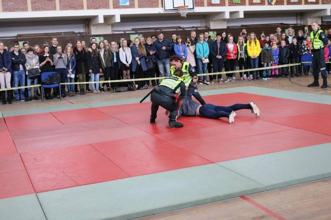 Atvirų durų diena Policijos mokykloje