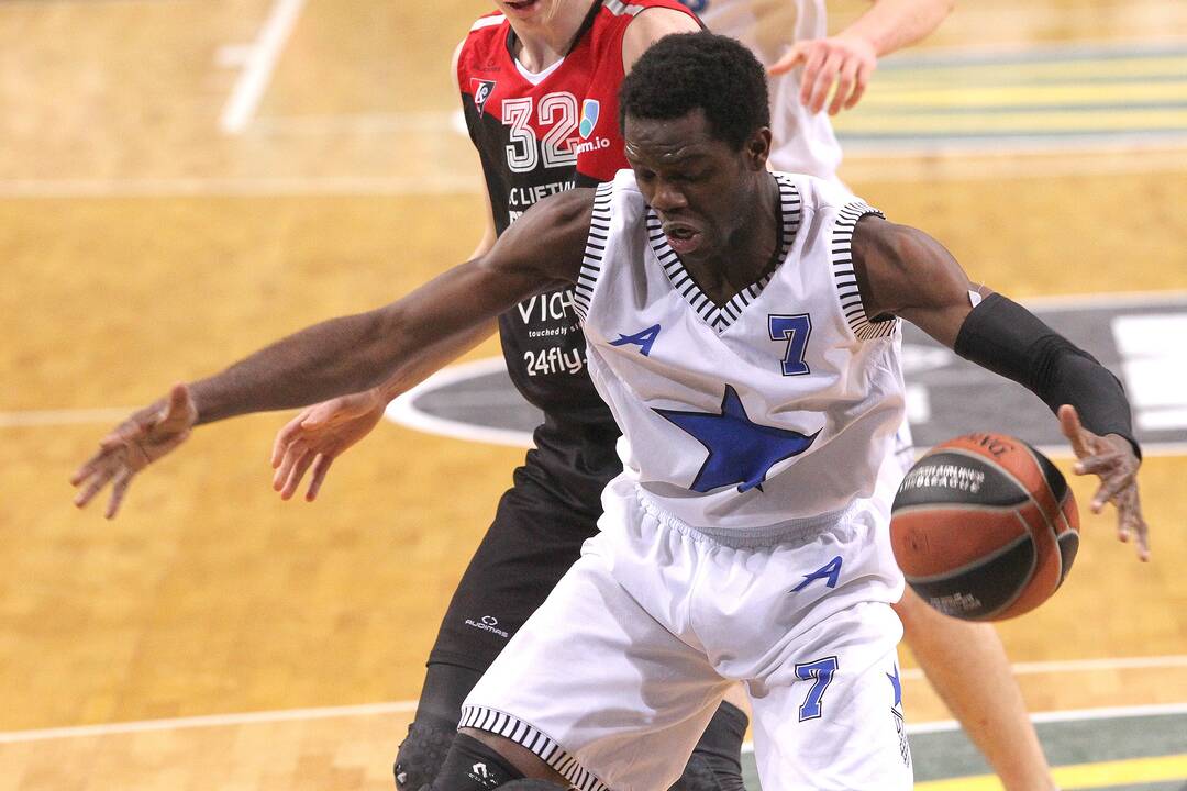 Jaunimo Eurolyga: „L. rytas“ – „Stellazzurra“ 76:55
