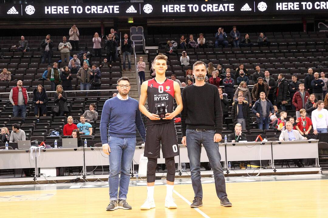 Jaunimo Eurolyga: „L. rytas“ – „Stellazzurra“ 76:55
