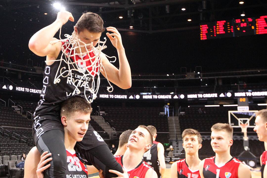 Jaunimo Eurolyga: „L. rytas“ – „Stellazzurra“ 76:55