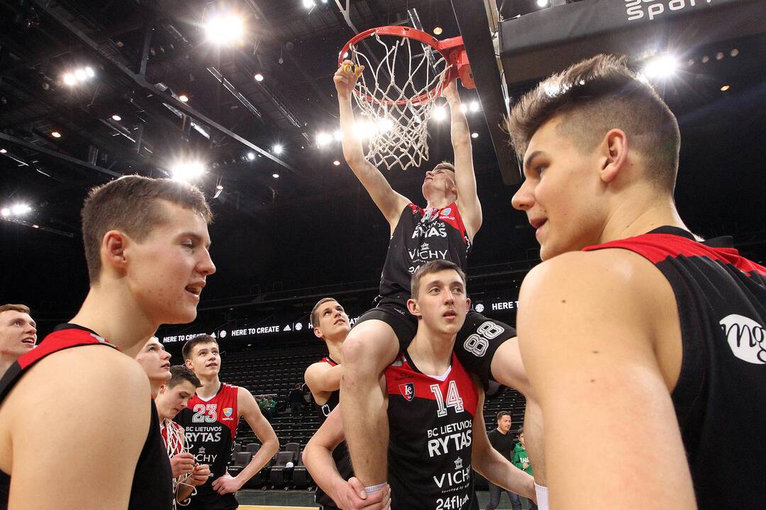 Jaunimo Eurolyga: „L. rytas“ – „Stellazzurra“ 76:55