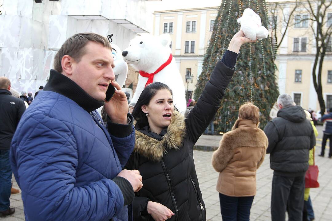 Antroji Kalėdų diena prie Kauno eglės