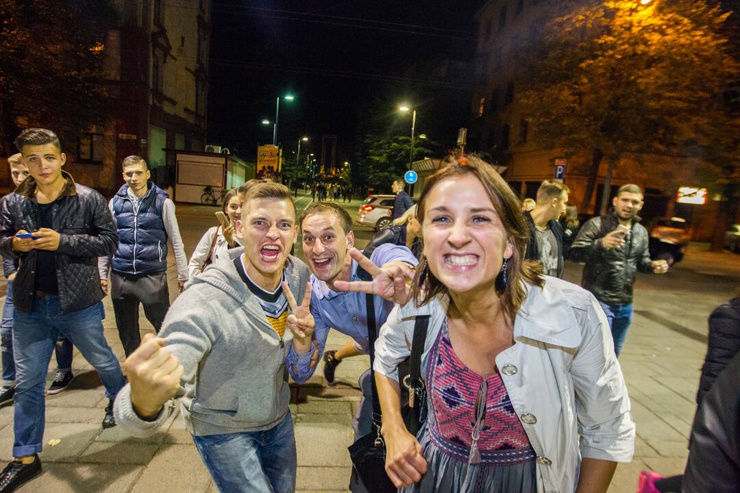 Kauniečiai išėjo švęsti į gatves