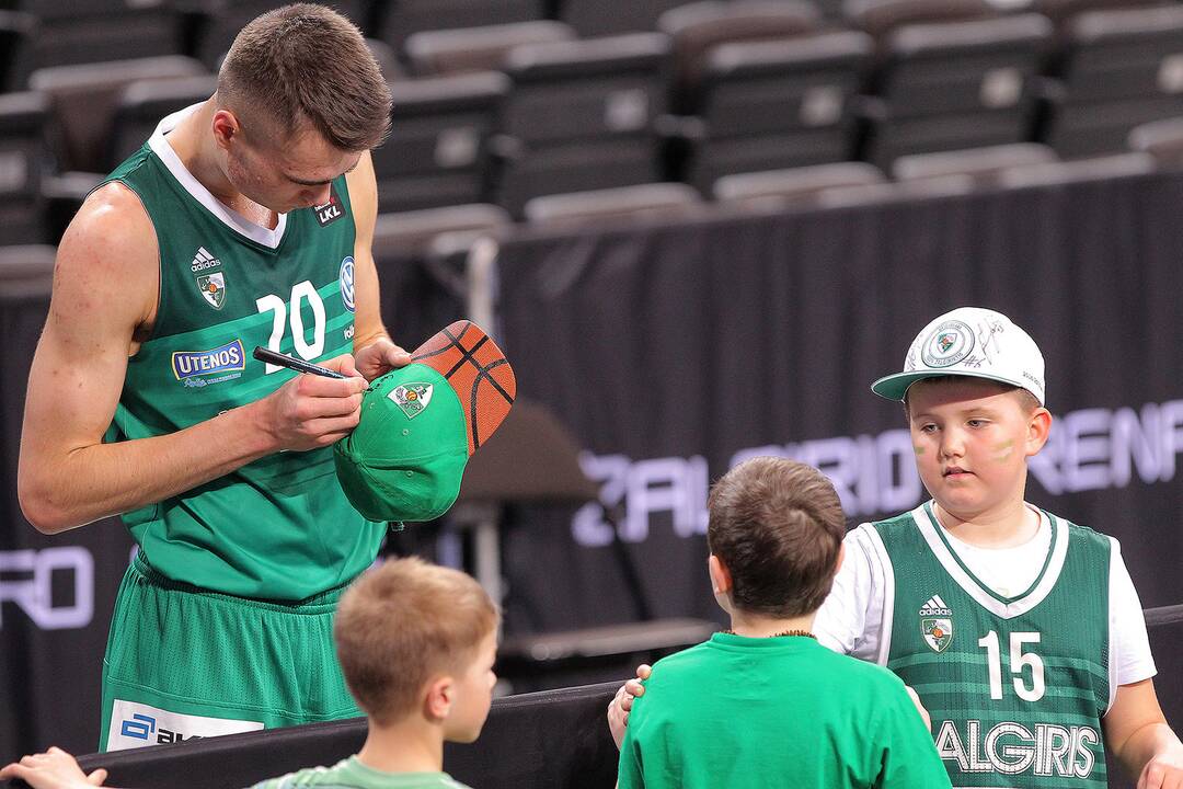 LKL: „Žalgiris“ – „Neptūnas“ 94:47