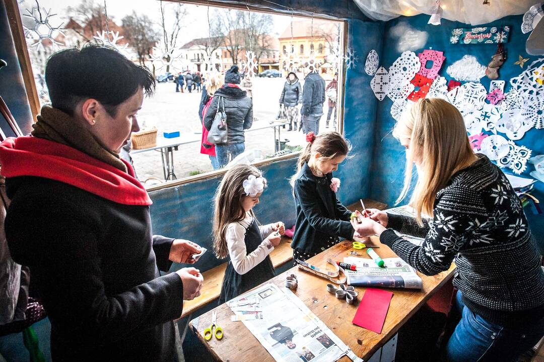 Labdaros akcija "Lašelis džiaugsmo"