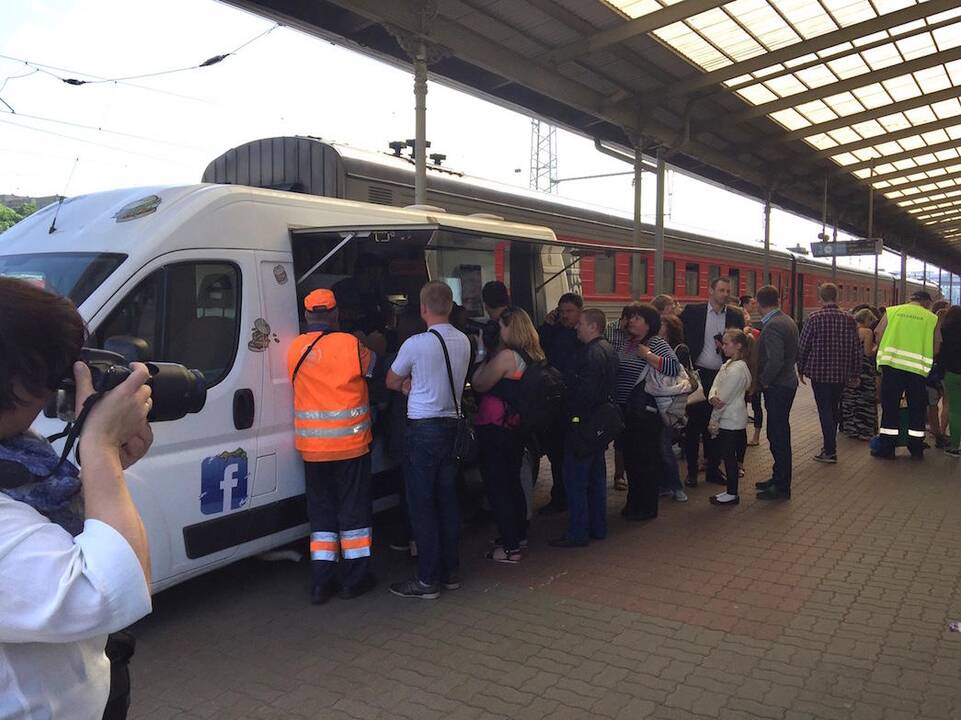 Vasaros kelionių traukiniais sezono atidarymas