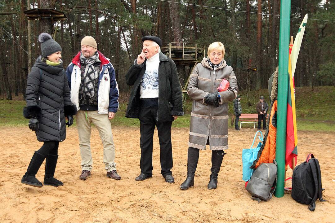 Naujametinės sveikuolių maudynės Kaune