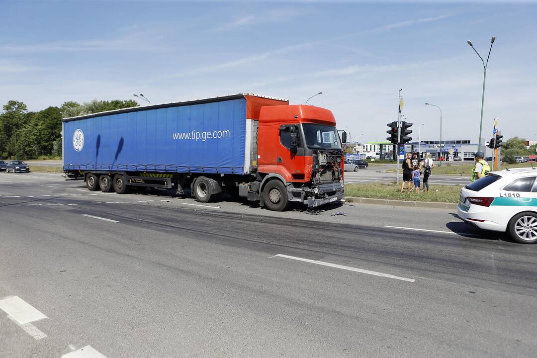 Avarija Šilutės ir Smiltelės gatvių sankryžoje