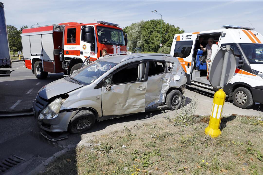 Avarija Šilutės ir Smiltelės gatvių sankryžoje