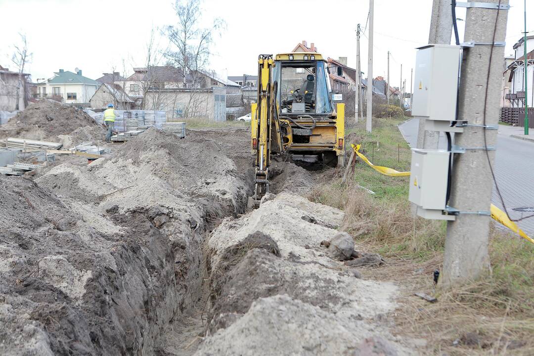 Klaipėdoje ekskavatoriaus kaušas perkirto dujotiekio vamzdį