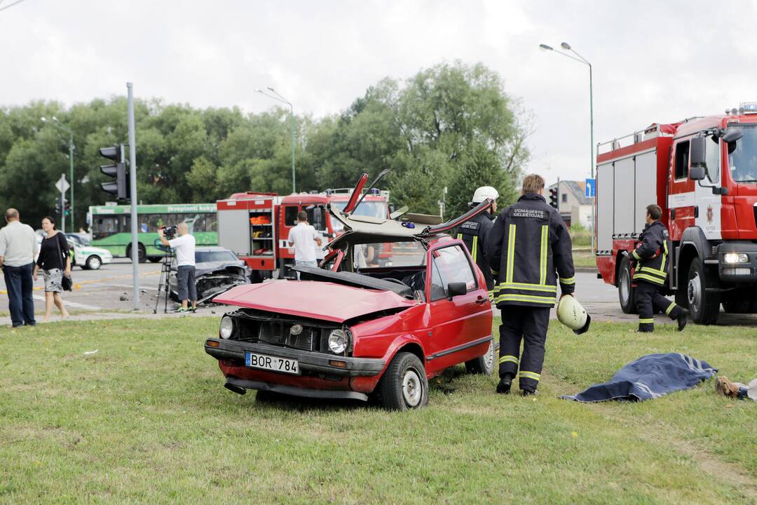 Klaipėdoje - tragiška avarija: žuvo du žmonės