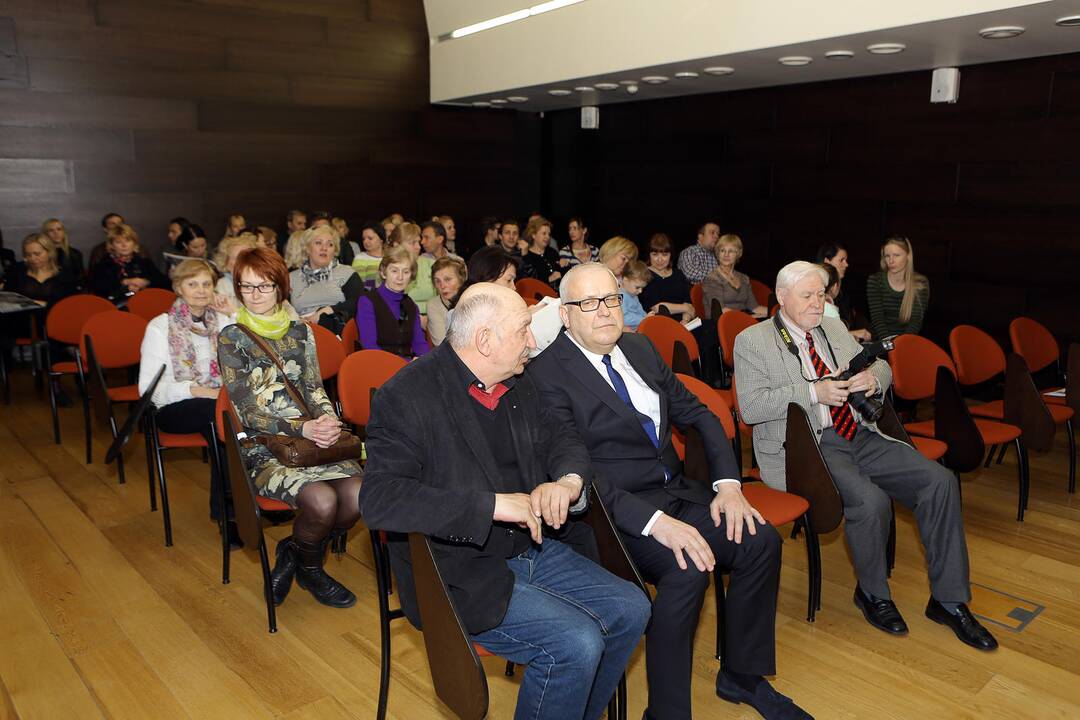 Paroda "Odė mediko kasdienybei"