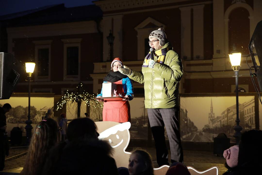 Meduolio šventė teatro aikštėje