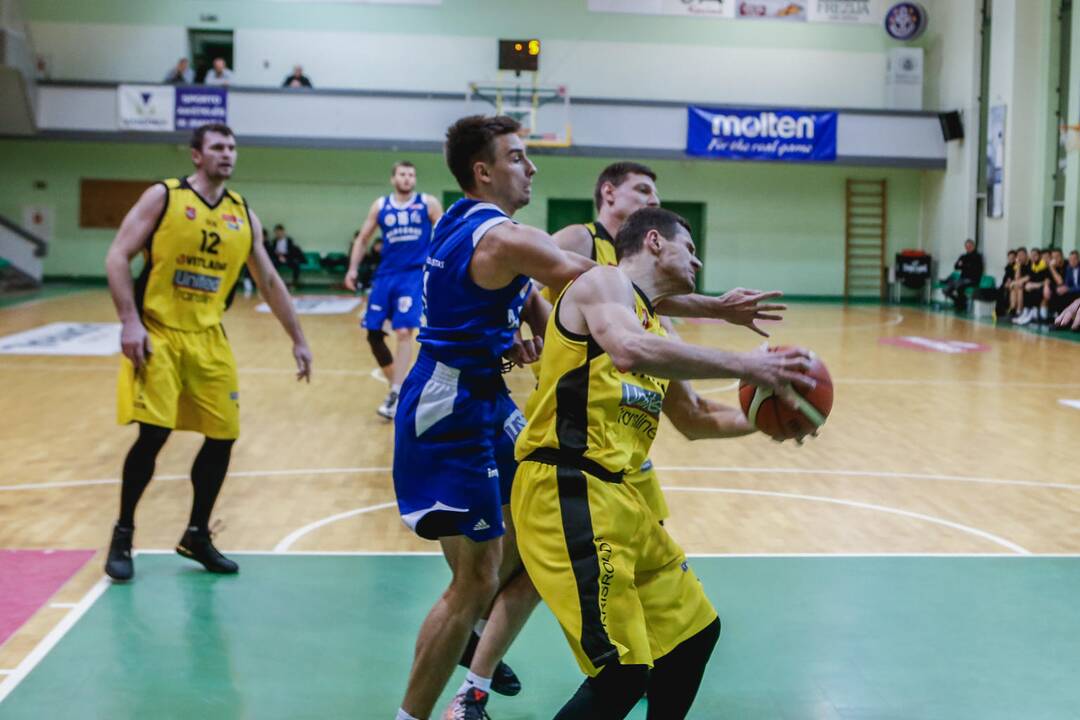 "Neptūnas-Akvaservis" - Tauragės krepšinio klubas 74:72