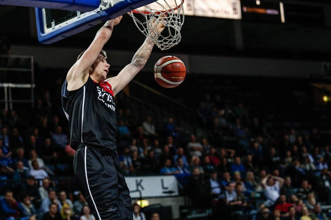 "Neptūnas" - "Lietuvos rytas" 82:94