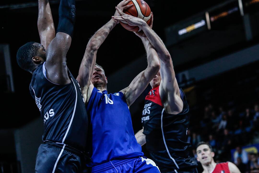 "Neptūnas" - "Lietuvos rytas" 82:94