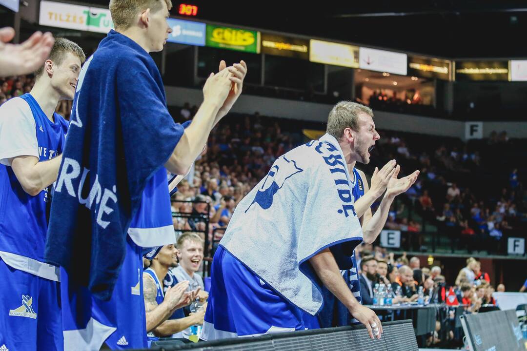 "Neptūnas" - "Lietuvos rytas" 49:67