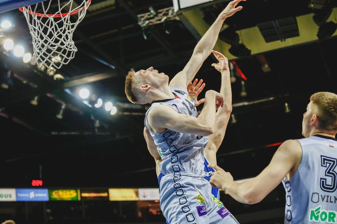 "Neptūnas" - "Lietuvos rytas" 49:67