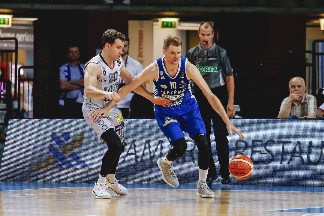 "Neptūnas" - "Lietuvos rytas" 49:67