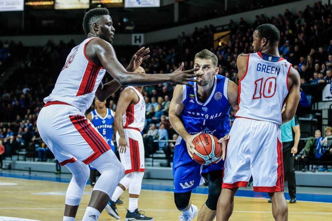 FIBA "Neptūnas" - Strasbūro "SIG" 92:83