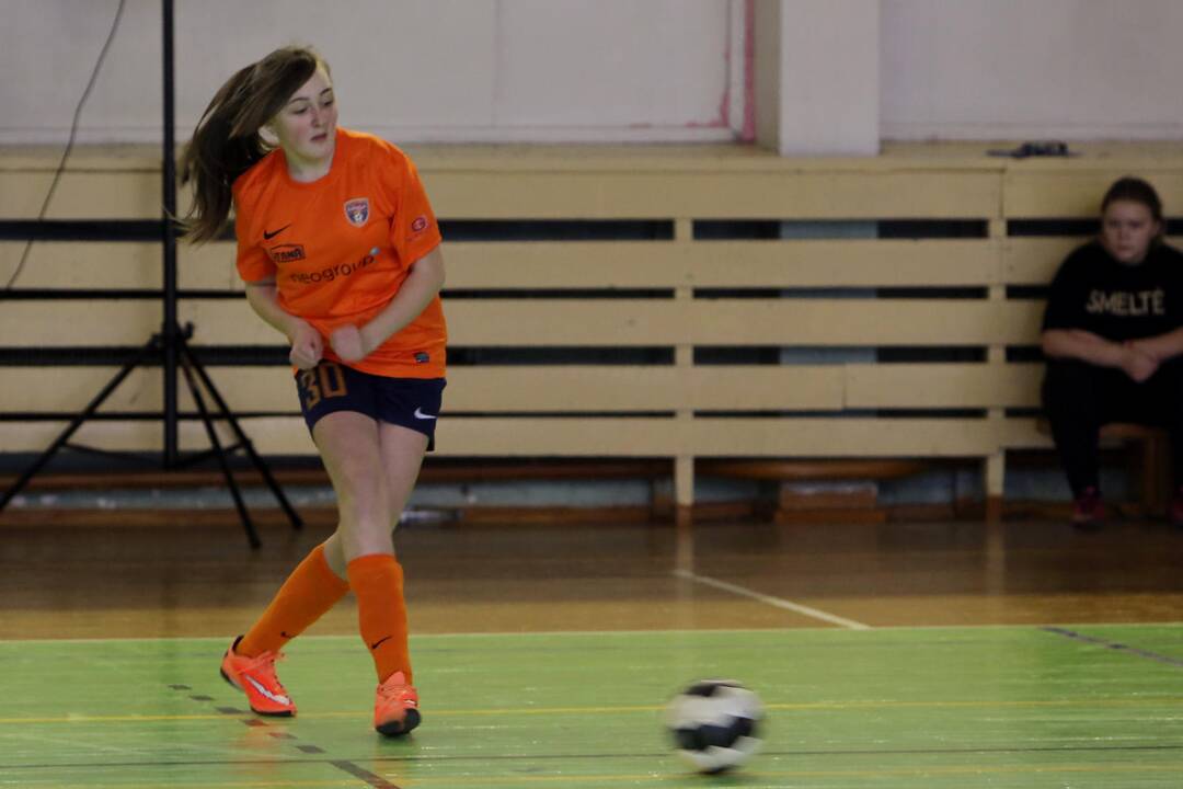 "Lady-Golo" salės futbolo turnyras
