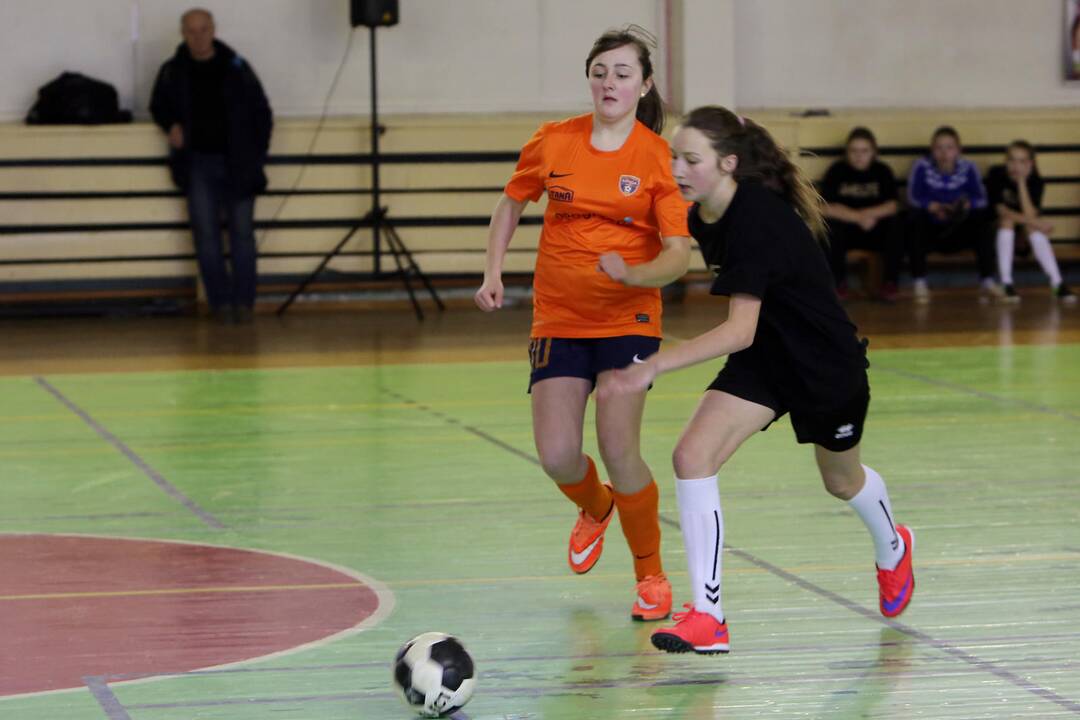 "Lady-Golo" salės futbolo turnyras