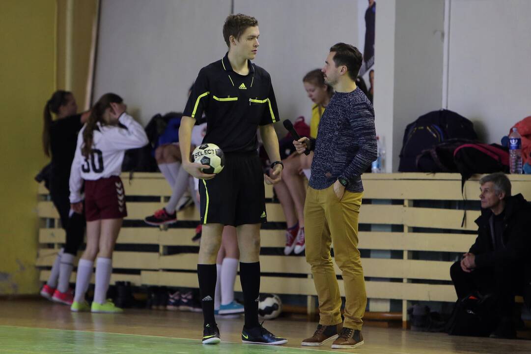 "Lady-Golo" salės futbolo turnyras