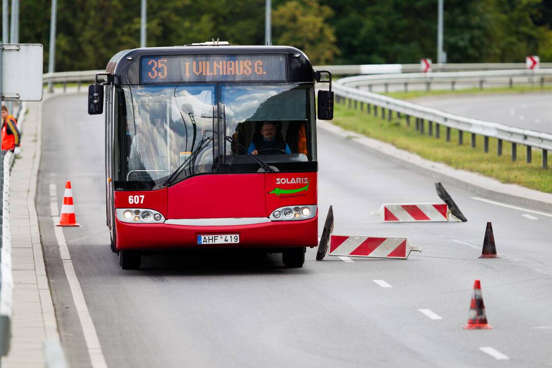 Miesto lenktynės uždarytame Europos prospekte