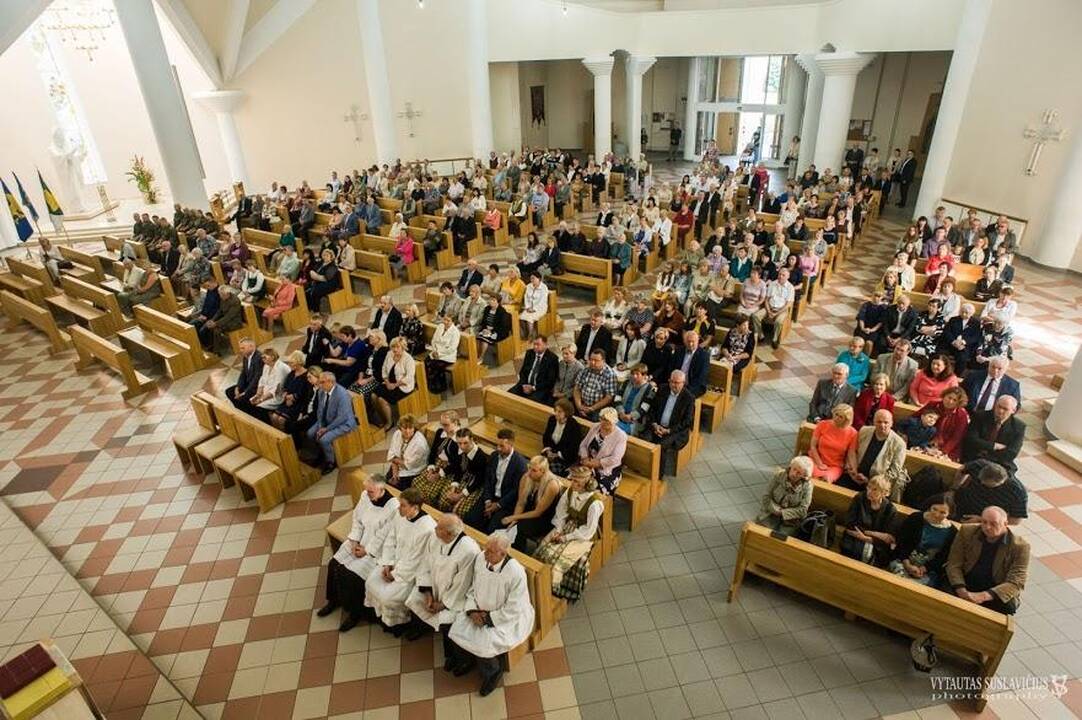 Elektrėnų bažnyčios naujieji varpai