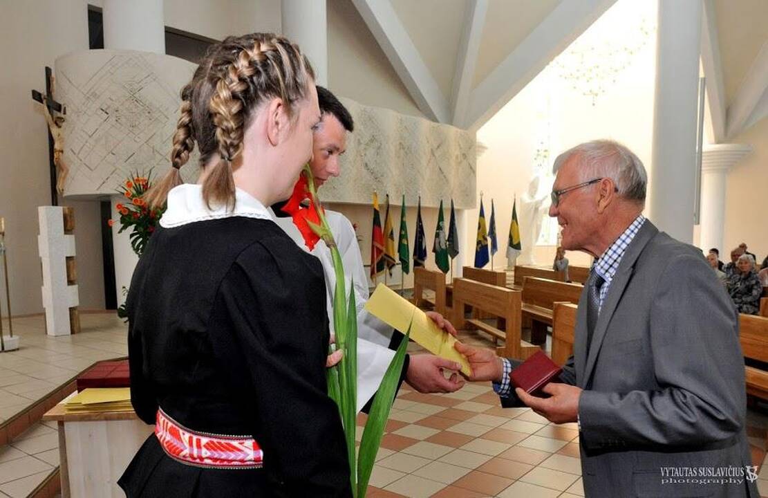 Elektrėnų bažnyčios naujieji varpai