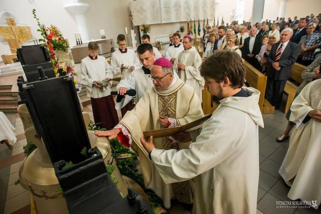 Elektrėnų bažnyčios naujieji varpai