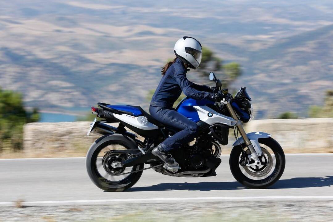 BMW F 800 R ir BMW S 1000 XR