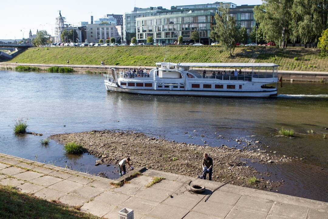 Neryje ir Vilnelėje daug šiukšlių