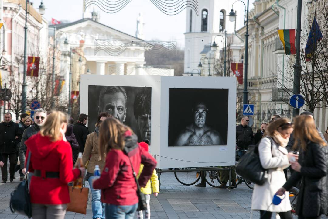 Sostinės Gedimino prospektas Kovo 11-ąją